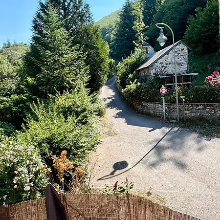 Le Repos Du Randonneur * Cheust